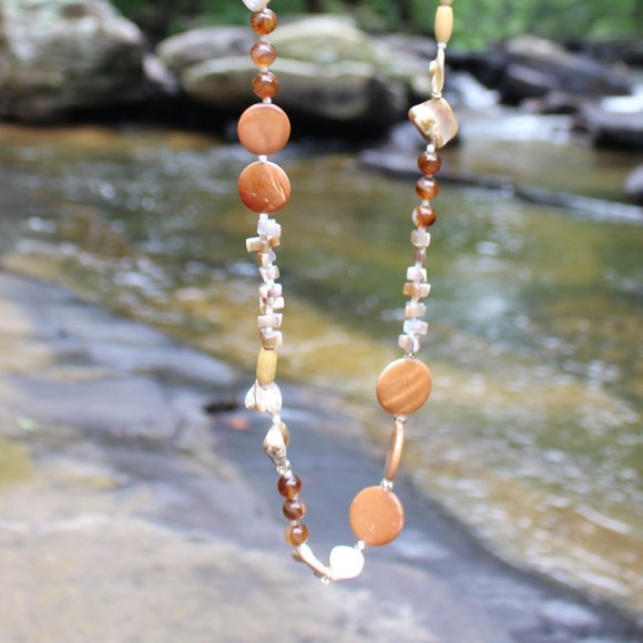 [5/$25] Orange Shell Long Necklace - Picture 1 of 2